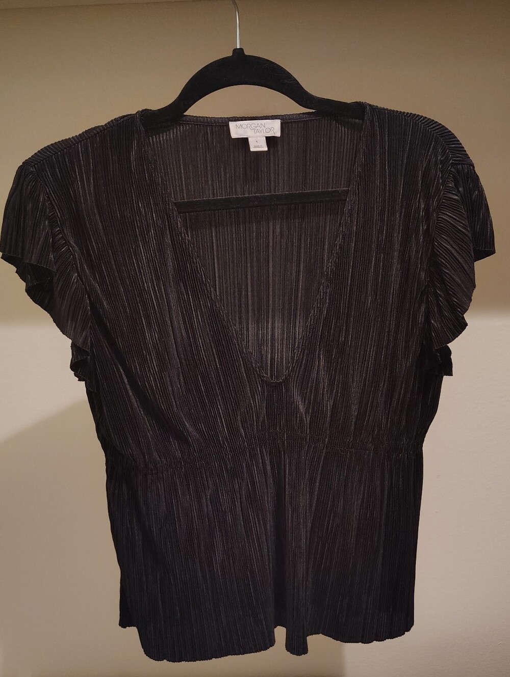 Women's Stretchy Black Shirt, Short Fit